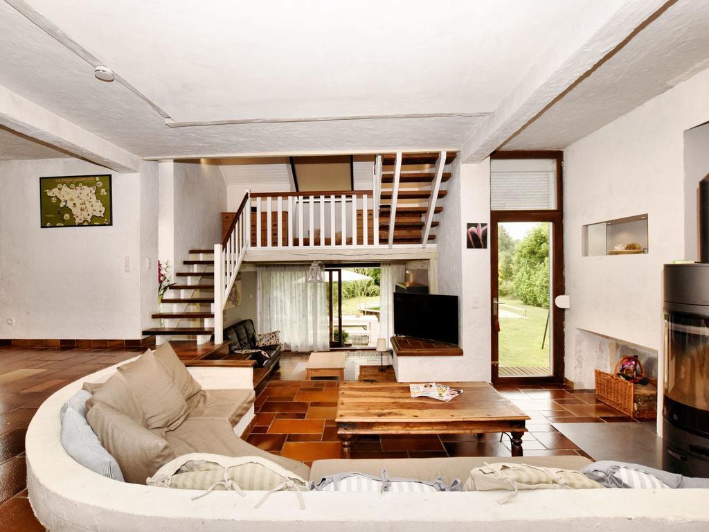 Holiday Home In Virton With Swimming Pool Bagian luar foto